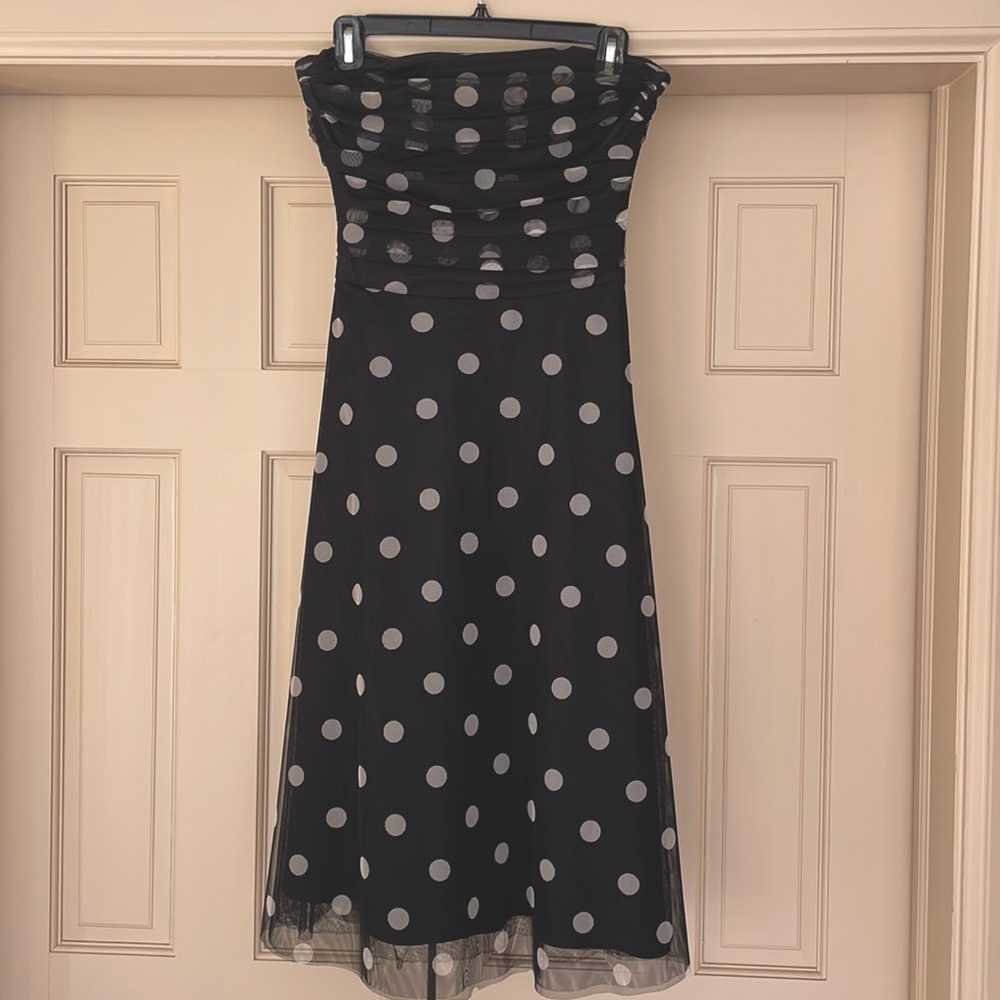 BCBG MAXAZRIA SIZE 12p polka dot dress